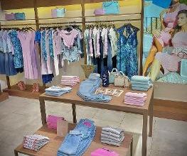 GUESS imagen 5