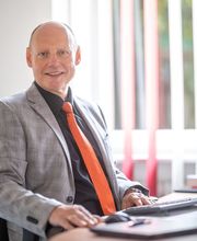 Wüstenrot Bausparkasse: Uwe Freund Bild 2