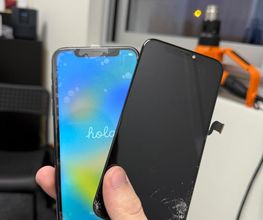 Phone Repair image 11