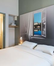 B&B HOTEL Laval Changé image 1