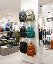 Lacoste Americas Plaza imagen 5