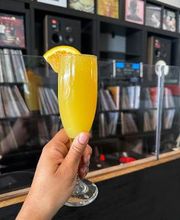 WAX ON HI-FI image 14