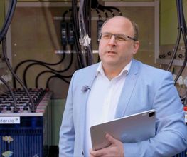 Dipl.-Ing. Thomas Tschaftary, Geschäftsführer von autarxia, im Interview mit der Deutschen Energie-Agentur (dena).