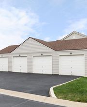 Hartshire Lakes Apartments image 3