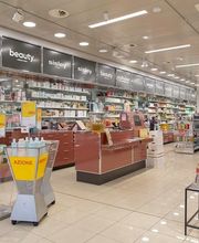 cassiere-farmacia-sun-store-locarno