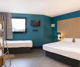 B&B HOTEL Cholet Sud image 4