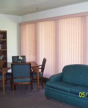 Lake Forest Apartments image 7