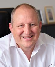 Agenturleitung Jürgen Stiefele - AXA Agentur Stiefele GmbH - Kfz-Versicherung in Metzingen