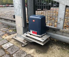 Schiebetorantrieb Marke BFT Typ DEIMOS ULTRA BT.