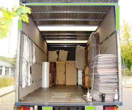 Tuktuk-Umzuege & Logistik Inh. Chekdar Bavli