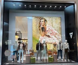 GUESS immagine 4