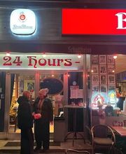 Belmont Pub & Diner Bild 7
