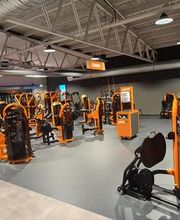 Basic-Fit Weert Maaspoort - strength zone