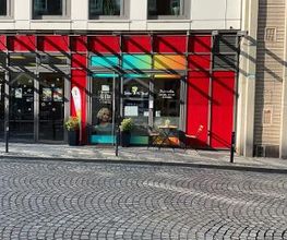 Salon 45° Grad Bild 5