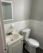 Classic American Townhomes & Apts image 8