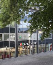 Aussenansicht der Apotheke im LCC