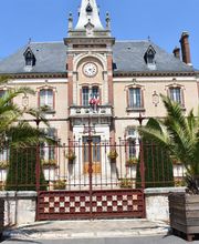 Mairie - Brou image 2