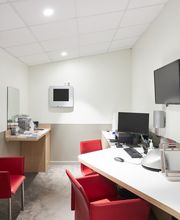 Audioprothésiste Marseille-Alain Afflelou Acousticien image 2