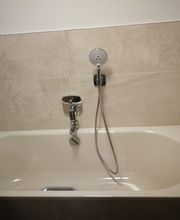 Armatur u. Badewanne