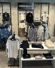 AWG Mode Center Brackenheim Bild 5