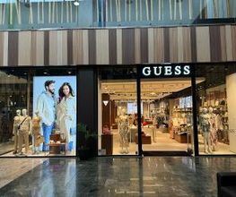 GUESS imagen 1