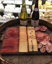 Cave Des Sommeliers image 6