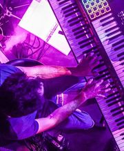 Café Scène image 11