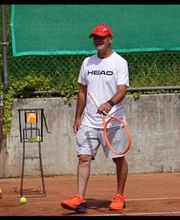 Act-Sports Ski Tennis Shop Bild 11