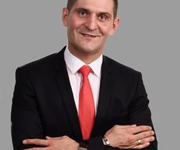AXA, Agence principale Afrim Esetovic Bild 1