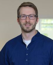 Zahnarzt Henning Risse