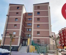 SAMANIEGO-N-10-PICADO-AISLANTE-Y-PLAQUETA.jpg