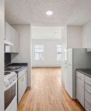 Aurora Apartments image 3