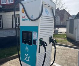 Shell Recharge Charging Station Bild 3