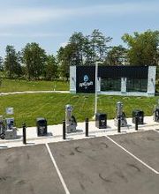 
Get a car wash at Splash In located at 24755 Gum Spring Rd, Chantilly, VA! Don’t forget to grab some food inside at our café!