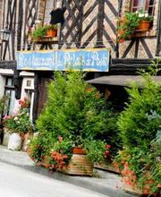 Relais De Poste Saint Jacques image 16