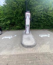 Q1 Autostrom Ladestation Bild 1