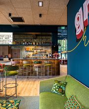 greet Hotel Reims Tinqueux image 3