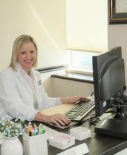 Michelle K. Griner, APRN, CNM image 5