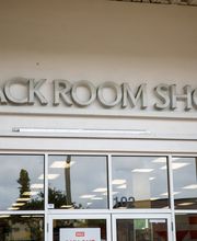 Tight Shot of Exterior Building/Store (Including Logo)