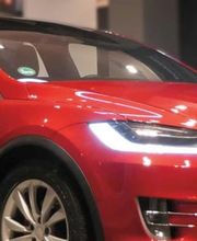 TESLA MODEL X VERSICHERUNG
