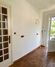 Aurora Solutions - Electricien image 2