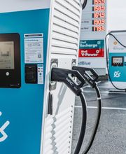 Shell Recharge Charging Station Bild 19