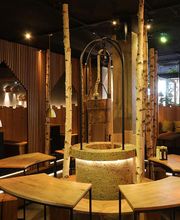 HANS IM GLÜCK - STRAUBING Theresienplatz Bild 3