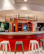 B&B HOME Rueil-Malmaison Gare image 6