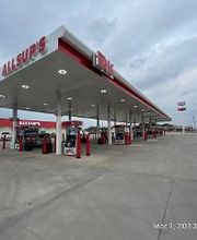 DK Gas Station image 9