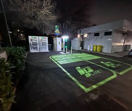 IPLANET Ricarica in sicurezza in modalità ultra fast per tutti i veicoli elettrici.