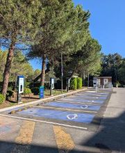 bp pulse Charging Station image 4