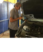 Quima's Auto Restoration & Repair image 2