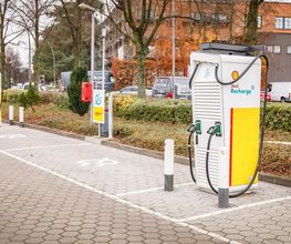 Shell Recharge Charging Station Bild 1