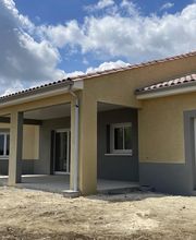 Flawless façade Construction image 1